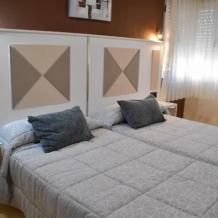 Navarro Hotel 2*